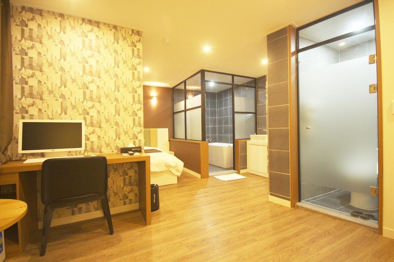 Haru Hotel Gimhae Экстерьер фото