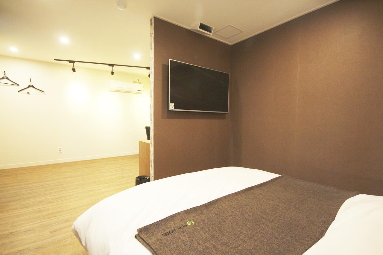 Haru Hotel Gimhae Экстерьер фото