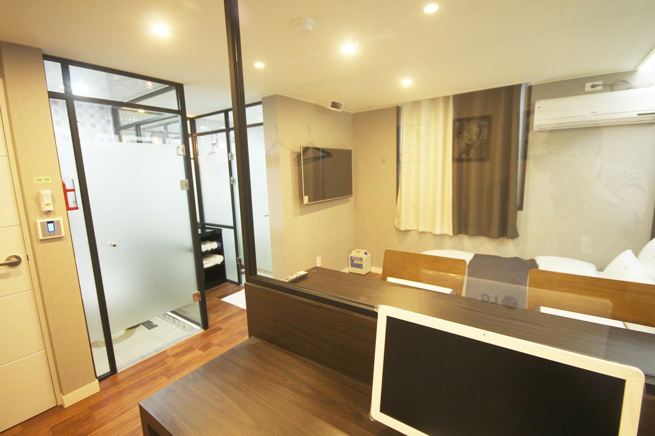 Haru Hotel Gimhae Экстерьер фото