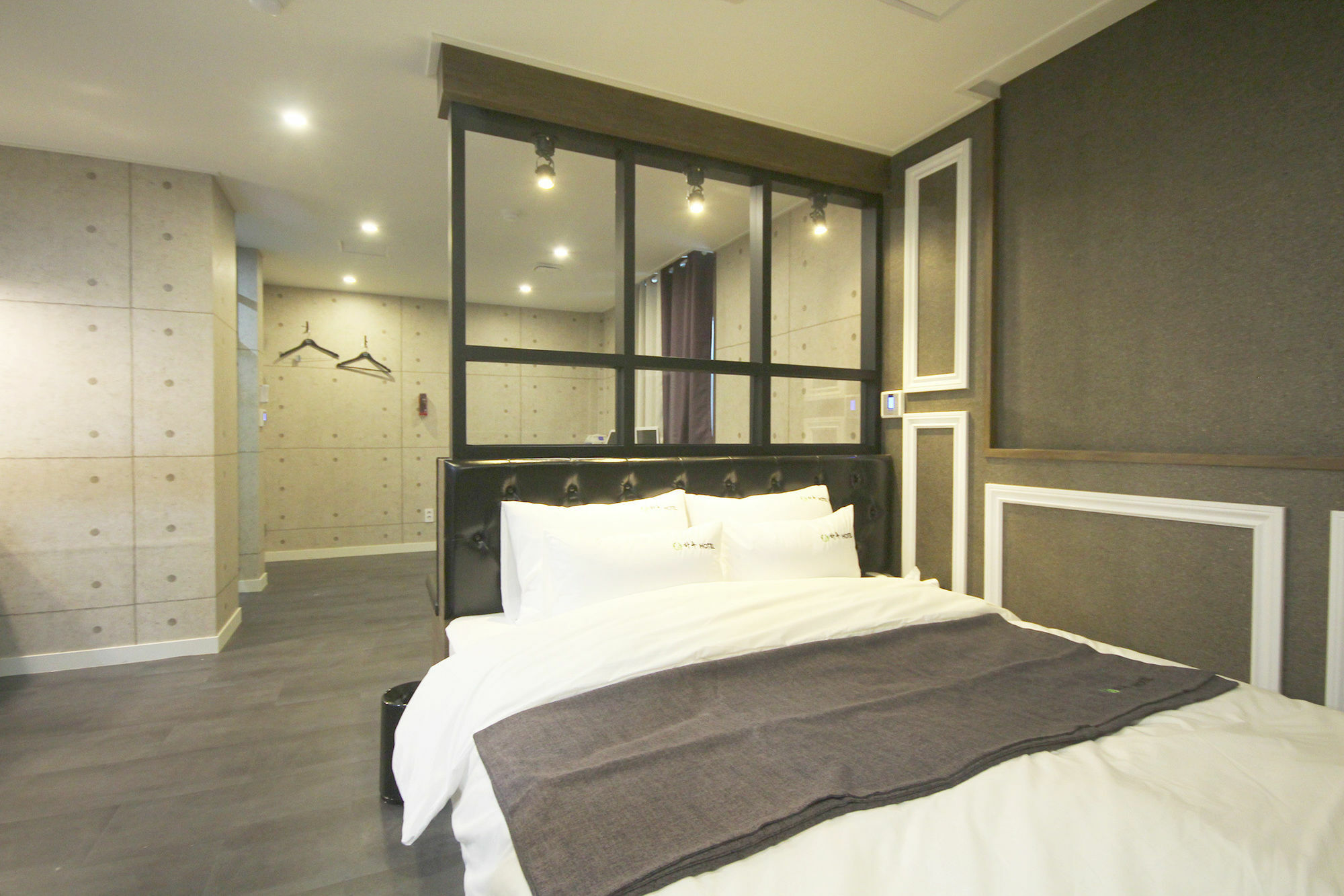 Haru Hotel Gimhae Экстерьер фото